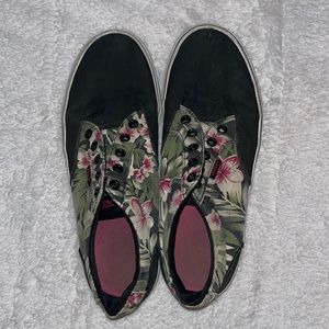 SUPER RARE FLORAL PRINT VANS !!